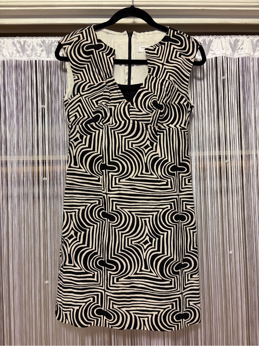 Trina Turk Black Charlotte Zebra Striped Stretch Sheath Dress